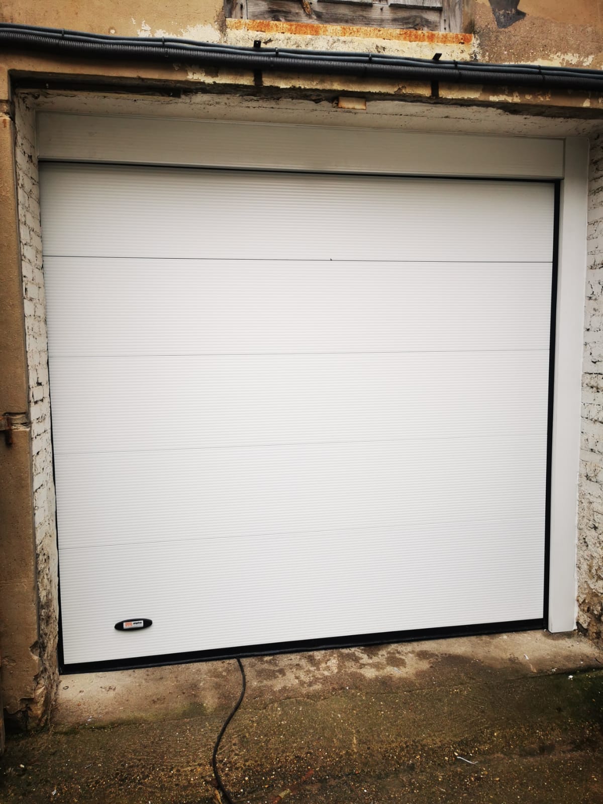 Porte industrielle sectionnnelle à Folschwiller